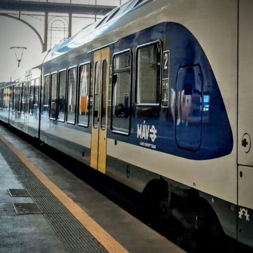 Train, Hungary MÁV
